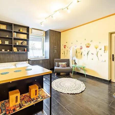 Fluer De Paris By Mital *